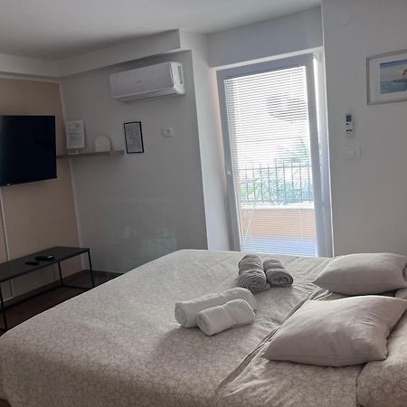 Olea Apartments Пиран Экстерьер фото